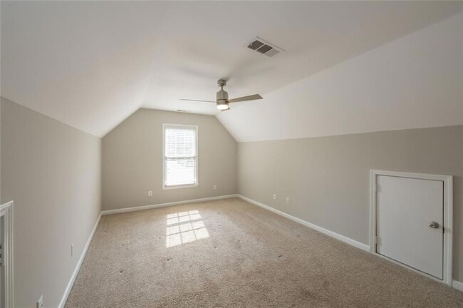 Building Photo - 1512 Fallen Leaf Ct SW