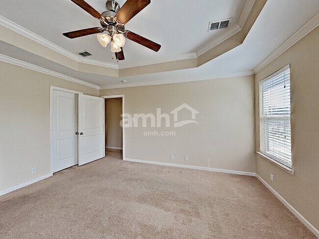 Building Photo - 2630 Anthem Way