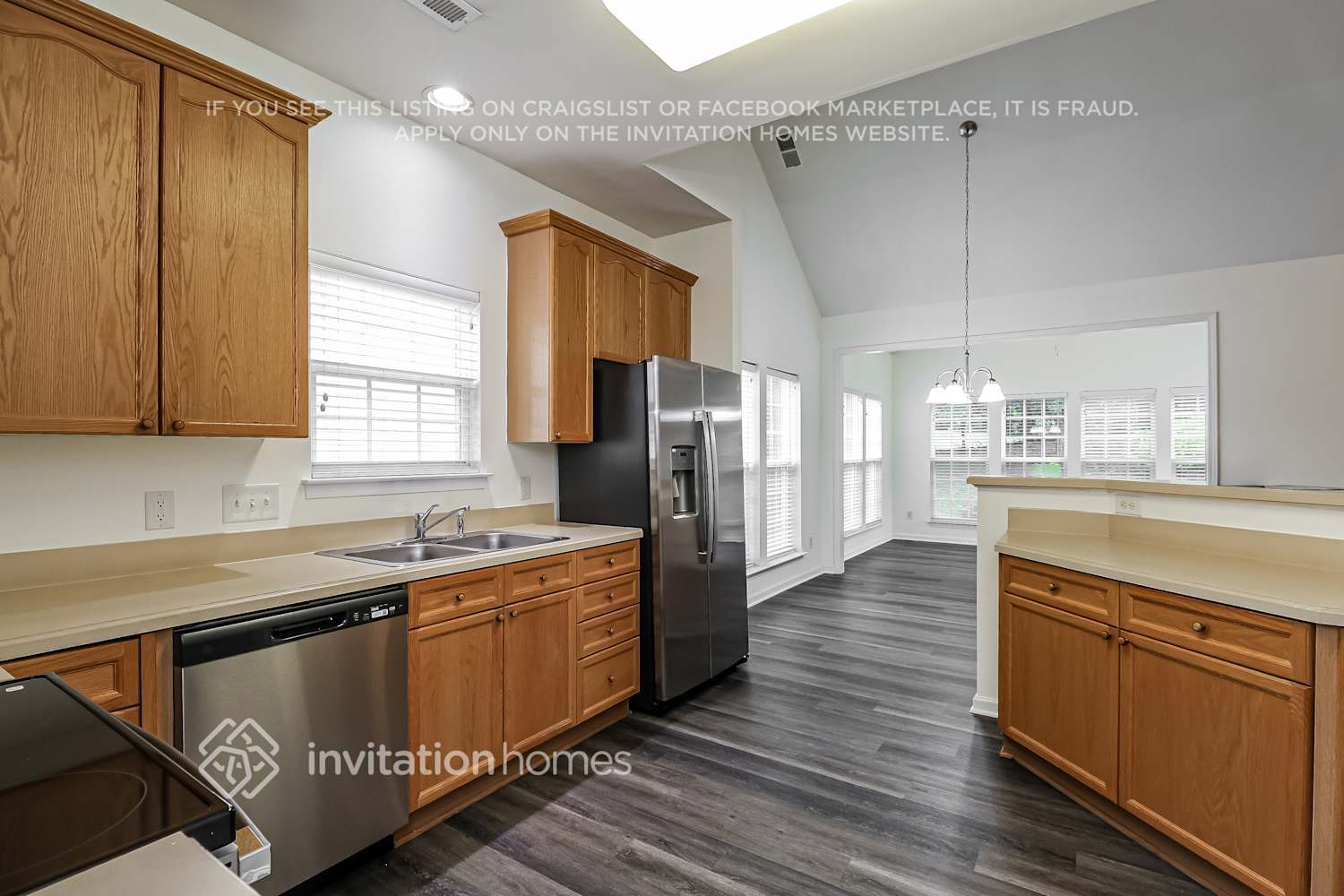Building Photo - 8830 Hadco Ln