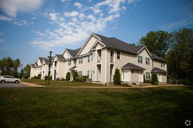 Building Photo - Dartmouth Woods