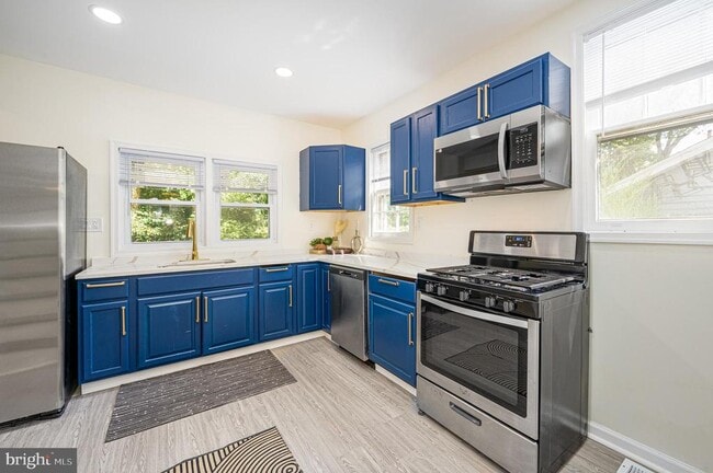 Building Photo - 2800 Upshur St