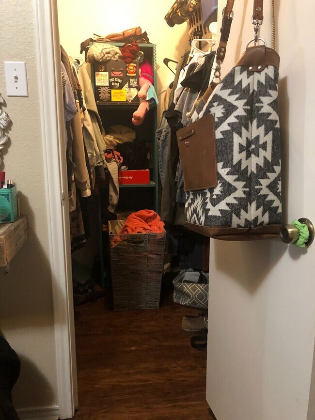 Building Photo - 3507 Ironton Ave