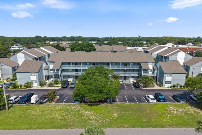 Building Photo - 7700 Porcher Dr