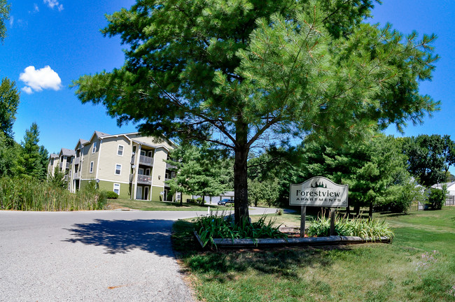 Building Photo - Forest View