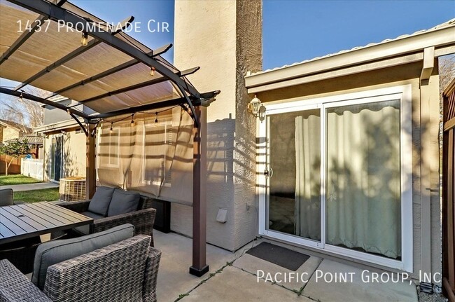 Building Photo - 1437 Promenade Cir