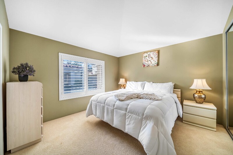 Building Photo - 54780 Shoal Creek