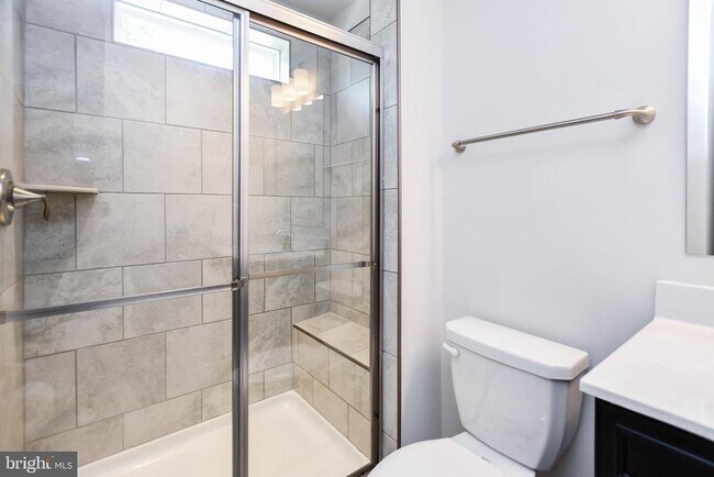 Building Photo - 7102 Druce Way