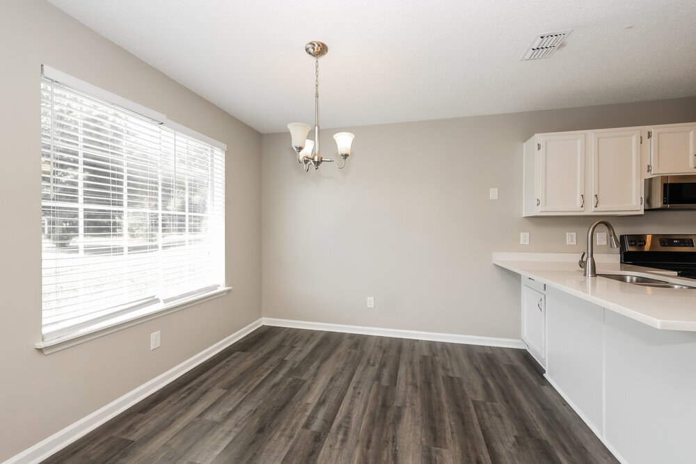 Building Photo - 205 Babe Ruth Cove