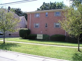 Building Photo - Brockway Court Apartments