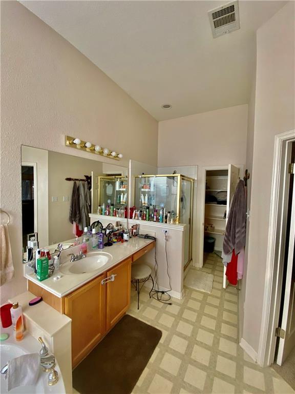 Building Photo - 15802 Garrison Cir