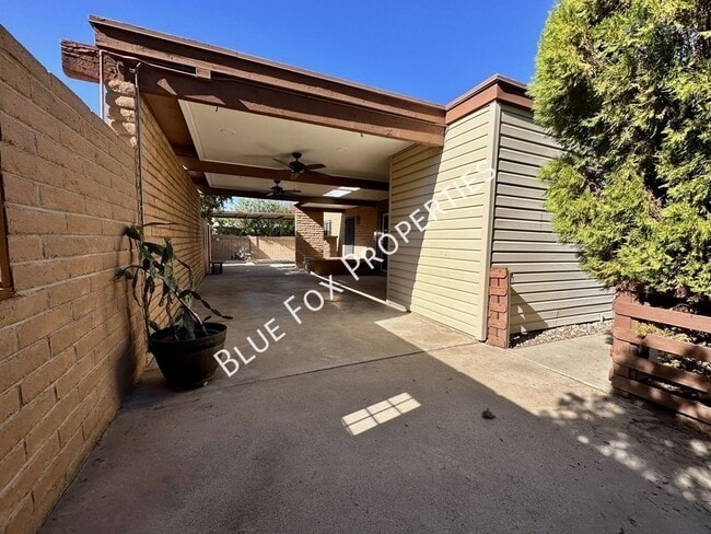 Building Photo - 8825 E Old Spanish Trail
