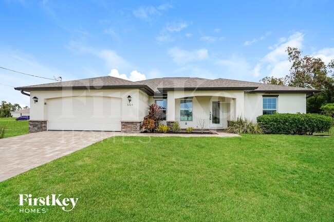 Building Photo - 3229 NW 1st Ave