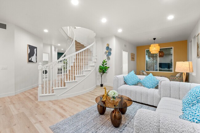 Building Photo - Gated Newport Coast 4BR w/ Pool Access