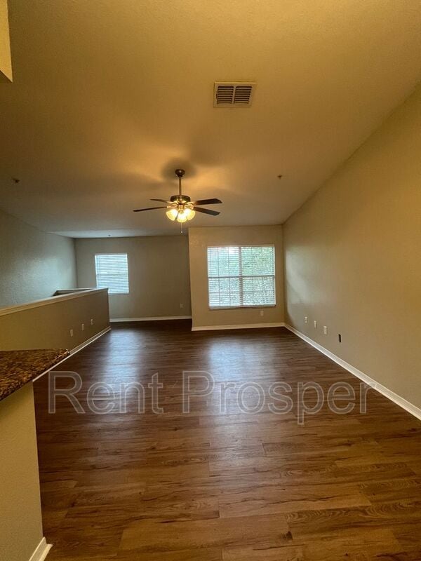 Building Photo - 850 Enterprise Cove Ave