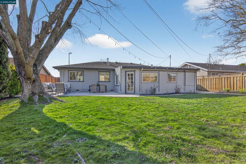 Building Photo - 7761 Ironwood Dr