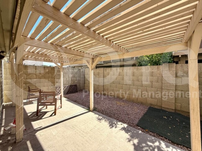 Building Photo - 5258 S Deborah Dr