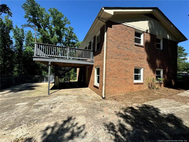 Building Photo - 6607 Sherrod Pl