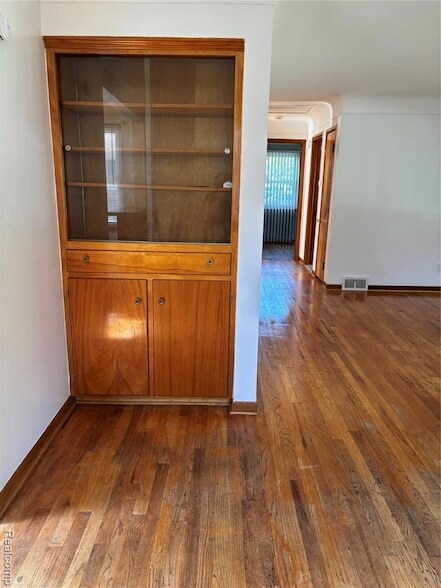 Building Photo - 29213 Ruthdale St