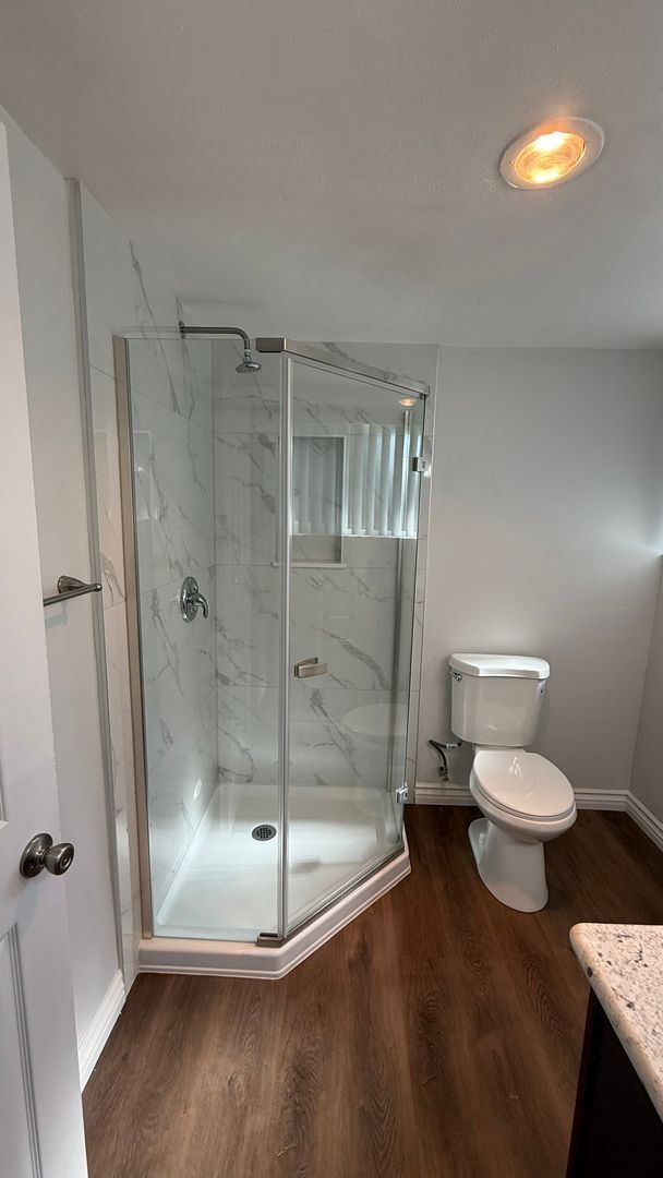 Building Photo - Incredible Remodled 4 bedroom House