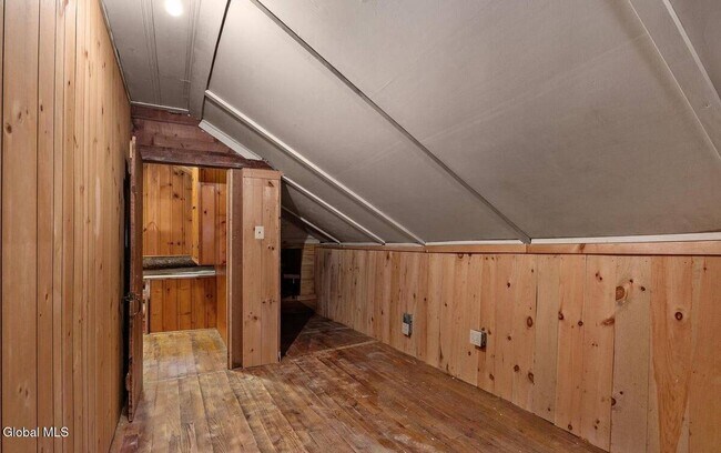 Building Photo - 33 Chuckwagon Trail