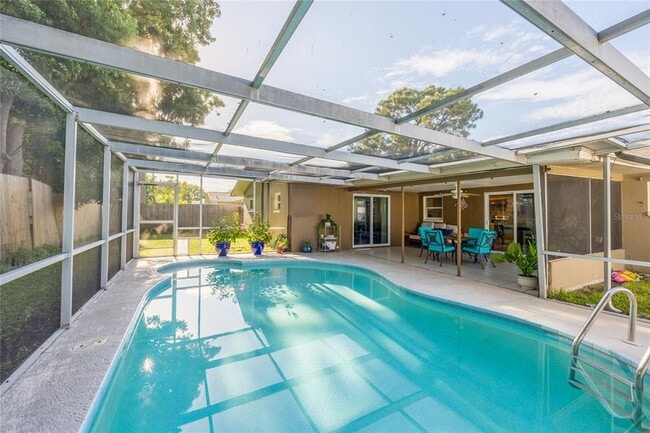 Building Photo - 795 San Salvador Dr