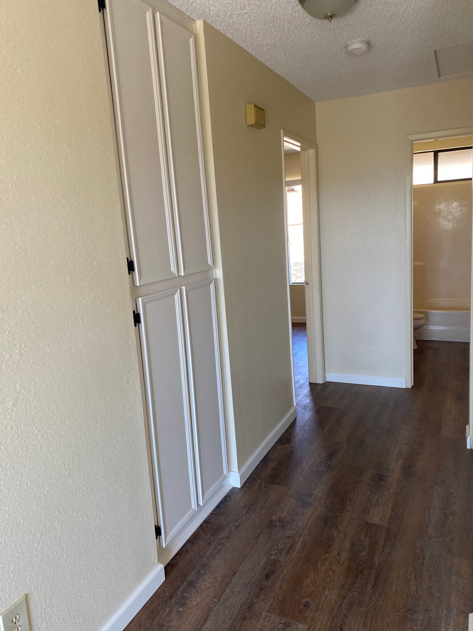 Building Photo - 1388 Villa Glen Ln