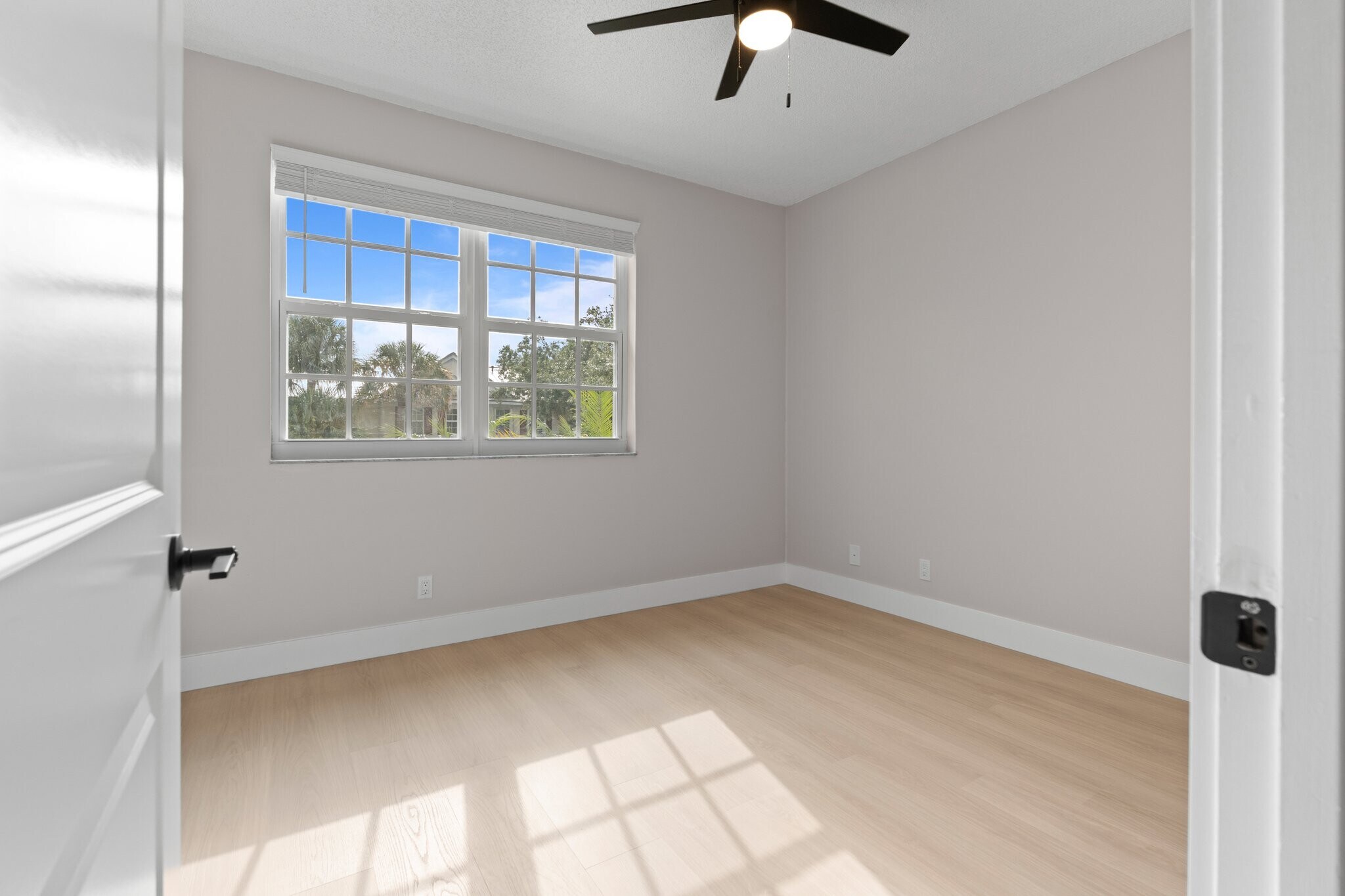 Building Photo - 149 SW 96th Terrace