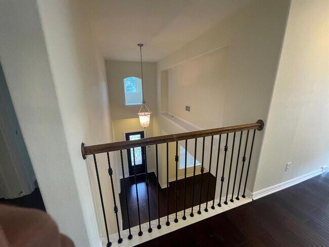 Building Photo - 3903 Birch Vale Ln