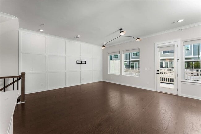 Building Photo - 455 Ashbury Dr