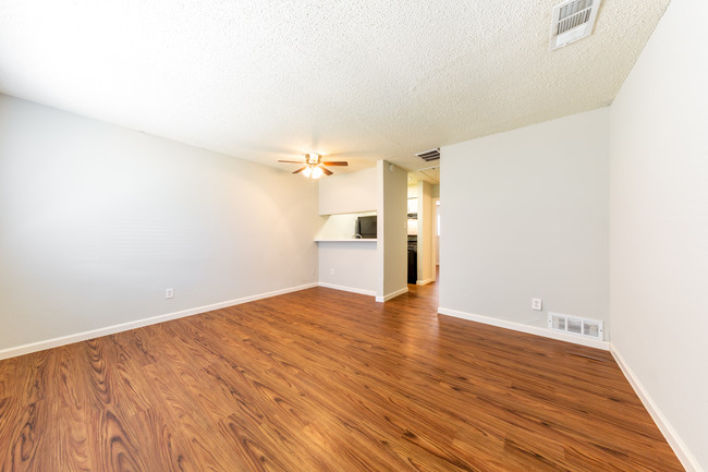 Ektom Apartments - Austin, TX | Apartment Finder