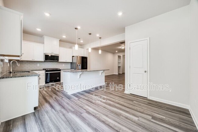 Building Photo - 1351 Southern Sugar Dr