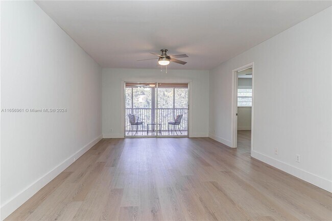 Building Photo - 1300 SW 124th Terrace