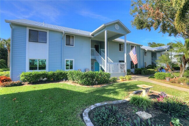 Building Photo - 9635 Riverside Dr
