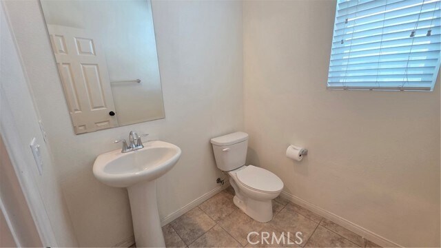 Building Photo - 2915 E Via Terrano