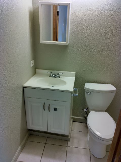 Bathroom - 1649 Florence St