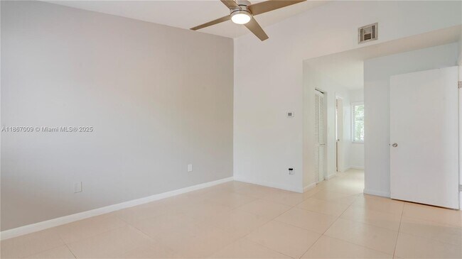 Building Photo - 10953 SW 75th St