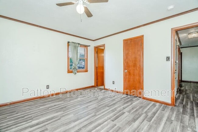 Building Photo - 1703 Pecos St