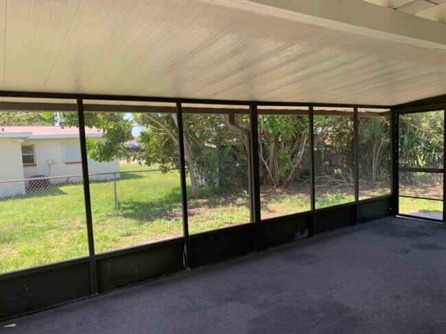 Building Photo - 2831 Eau Gallie Blvd