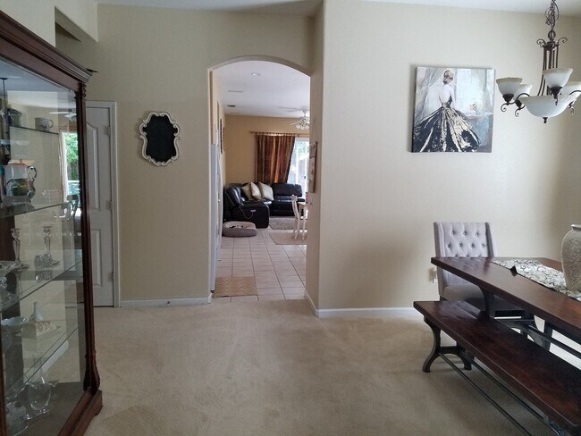 Building Photo - Stunning 4/2 Natomas Single Story!  PLEASE...