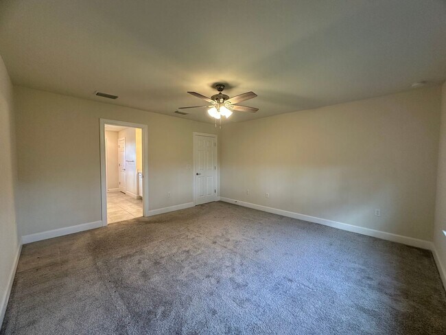 Building Photo - 9074 Bexley Dr