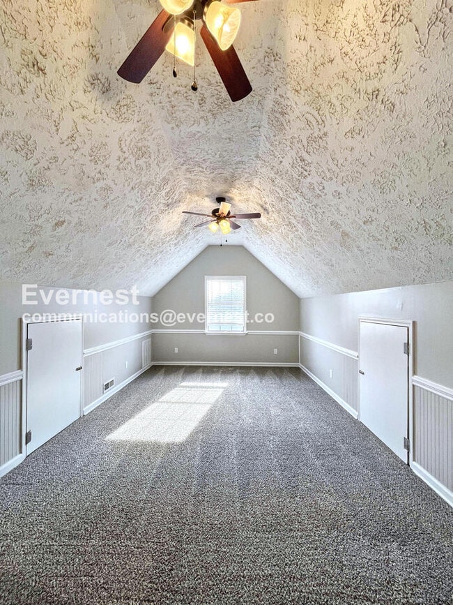 Building Photo - 408 Malibu Canyon Dr