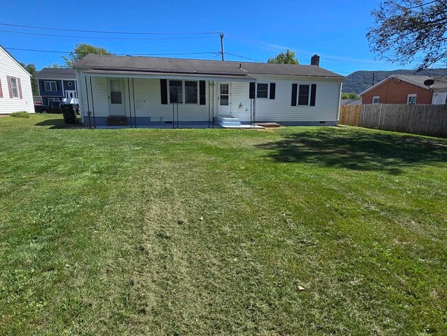 Building Photo - 259 Walton St