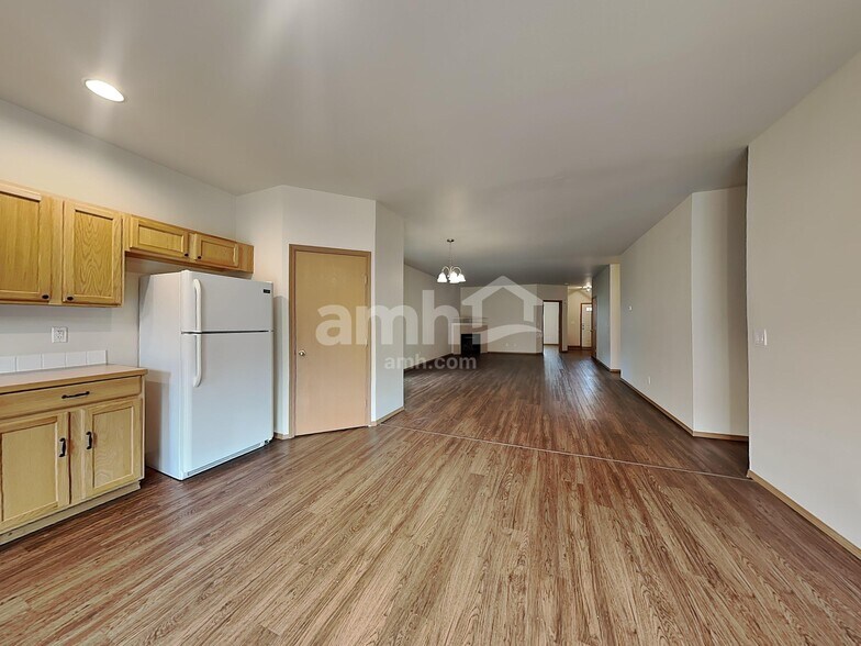 Building Photo - 11102 179th Ave Ct E