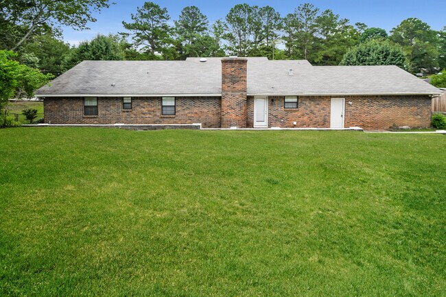 Building Photo - 623 Marlyn Dr