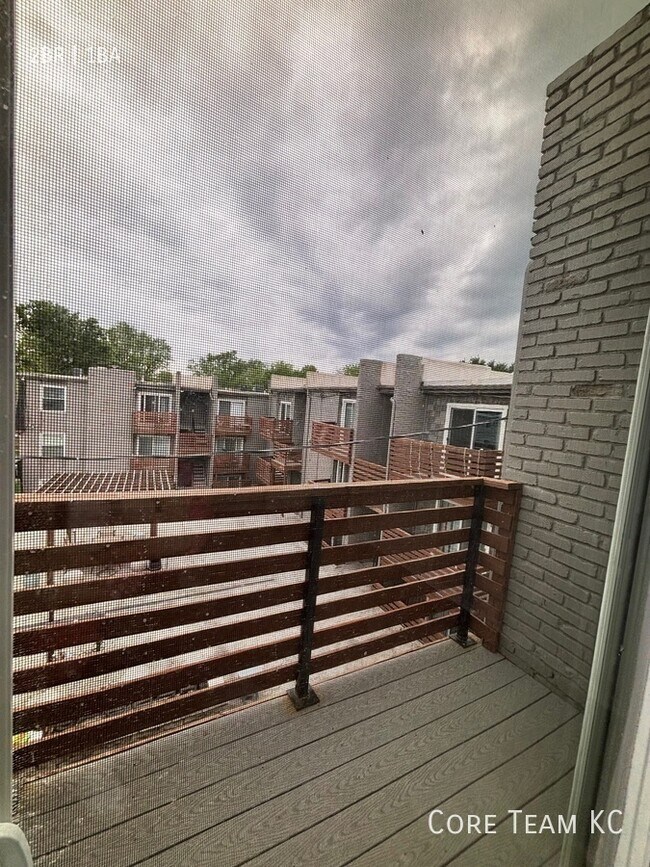 Building Photo - 3633 Walnut St