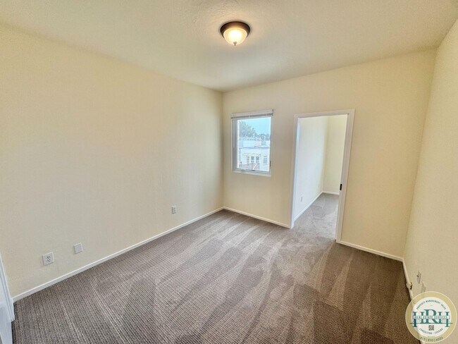 Building Photo - Charming 3BR|1.5BA Home in the Heart of th...
