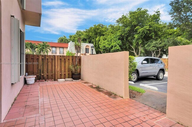 Building Photo - 2605 SW 73rd Way