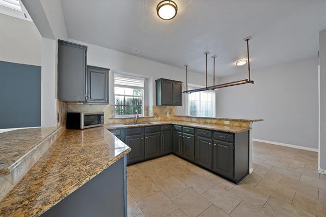 Building Photo - 1340 Maywood Ct