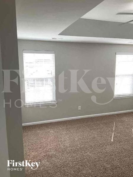 Building Photo - 15625 Troubadour Ln