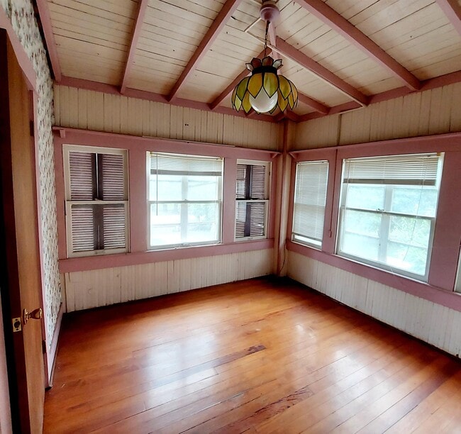 Building Photo - 123 Hudson Dr